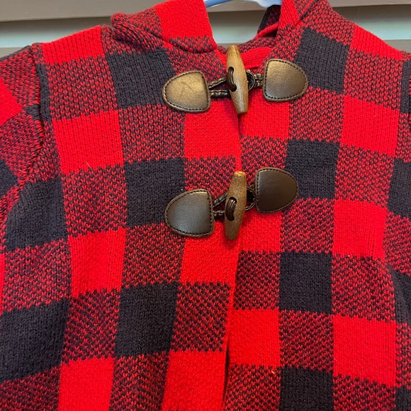 USED. Cute plaid sweater. - Picture 1 of 4